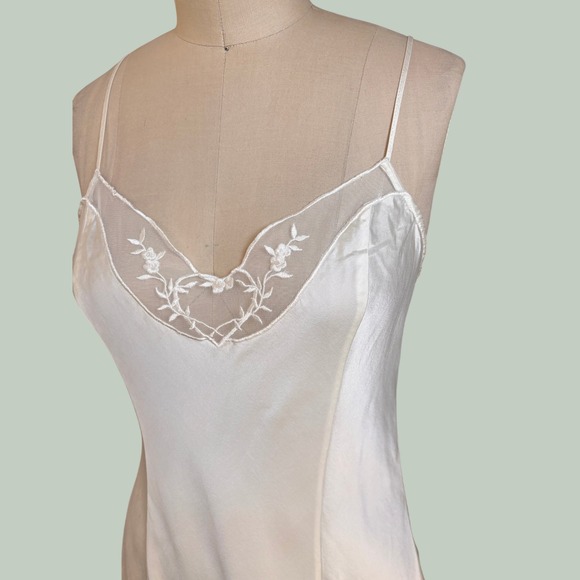 Victoria's Secret Other - 90s Lingerie Victoria's Secret Silk Embroidered Heart Slip Large Cream Vintage